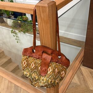 Patricia Nash Italian leather purse